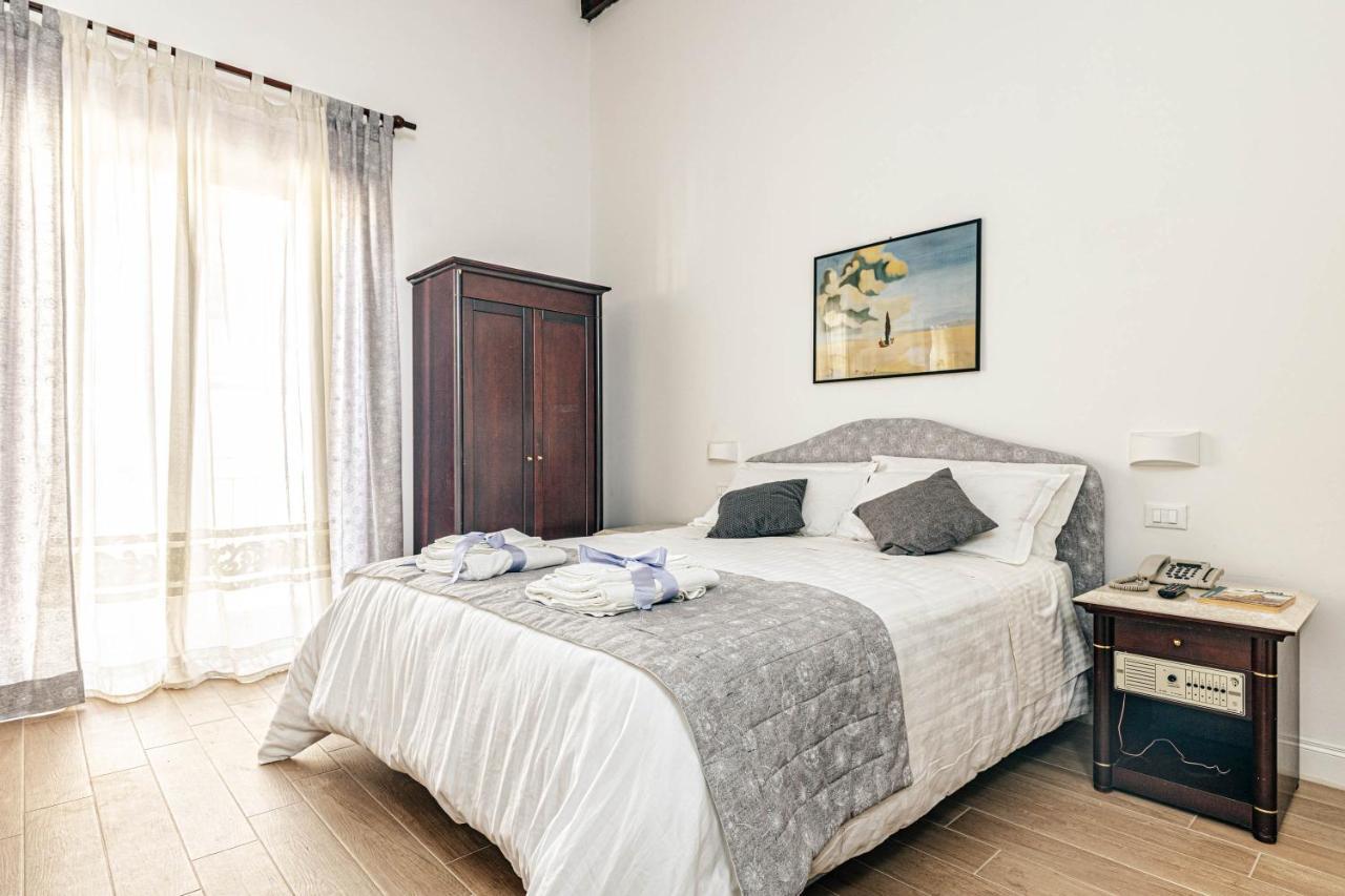 Giulio Cesare 14, Residence Palermo Bagian luar foto